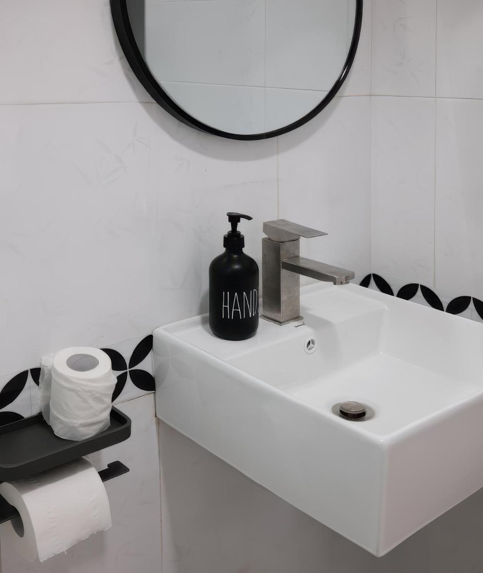 Benhouse Homestay Хошимин Номер фото